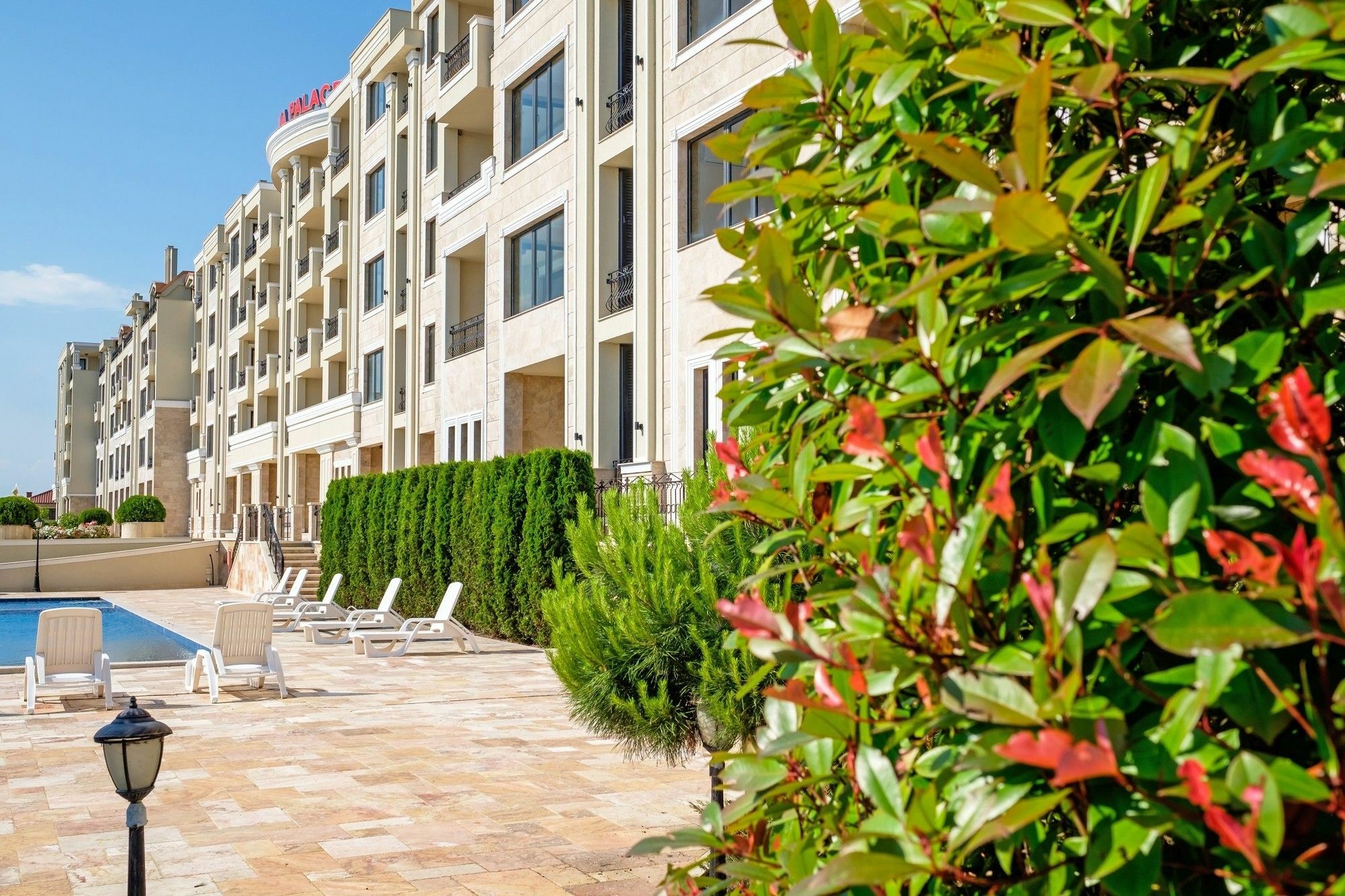 Gardenia Beach Palace Aparthotel Pomorie Exteriör bild