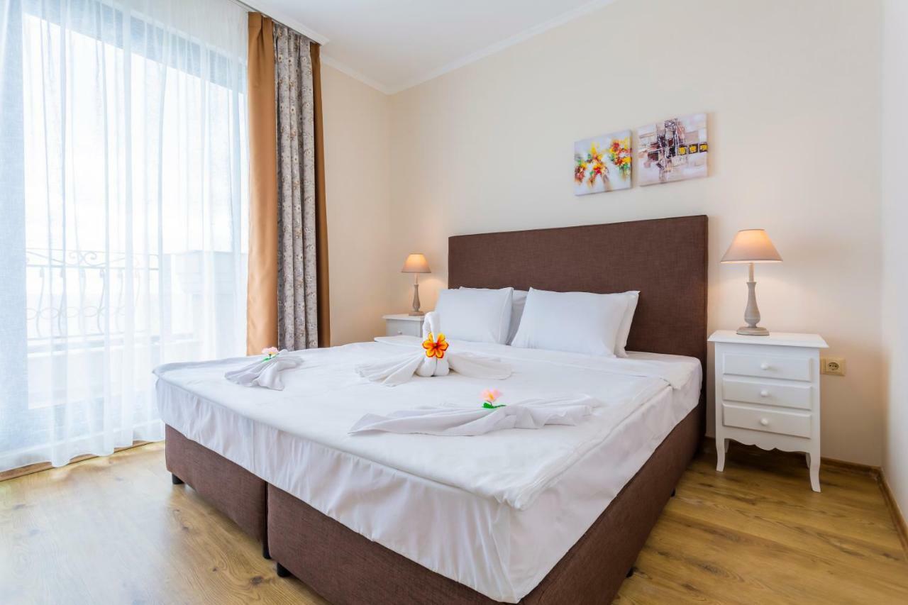 Gardenia Beach Palace Aparthotel Pomorie Exteriör bild