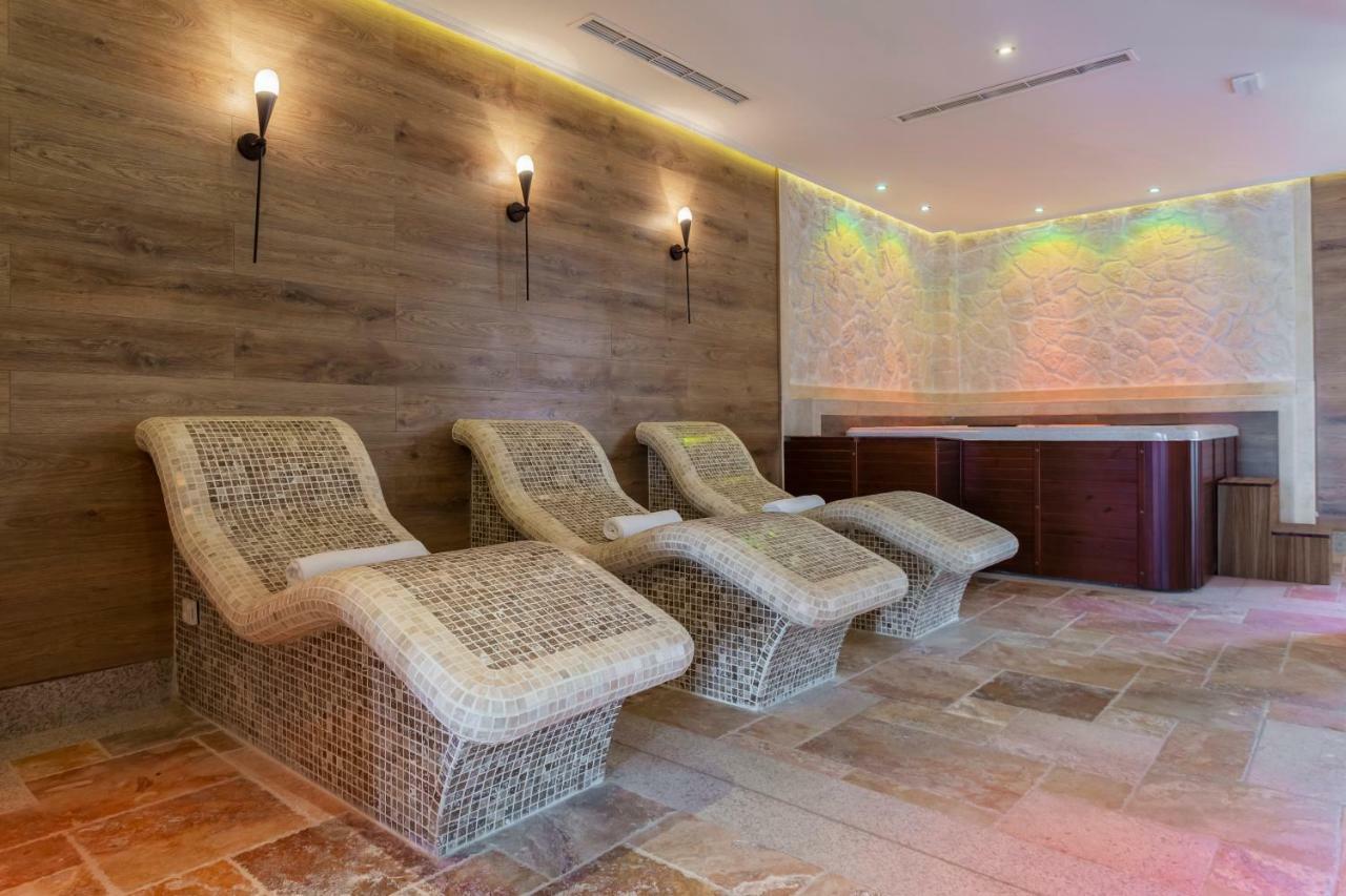 Gardenia Beach Palace Aparthotel Pomorie Exteriör bild