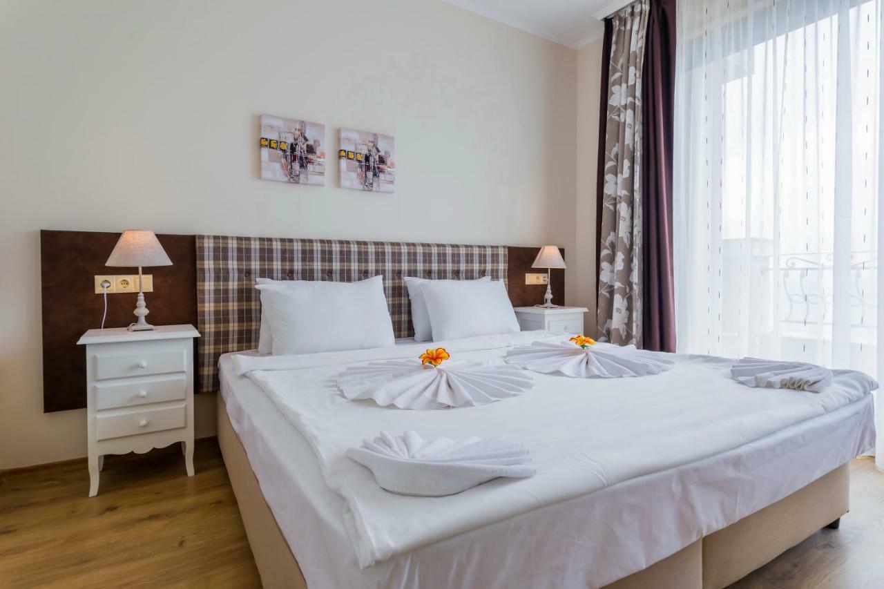 Gardenia Beach Palace Aparthotel Pomorie Exteriör bild